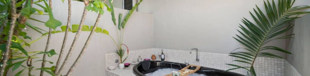 Your Guide to Making an Offer on a Port Douglas House  