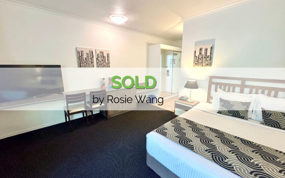 POCKET ROCKET INVEST OR RESIDE OPPORTUNITY IN PARADISE – FULLY FURNISHED ONE BED